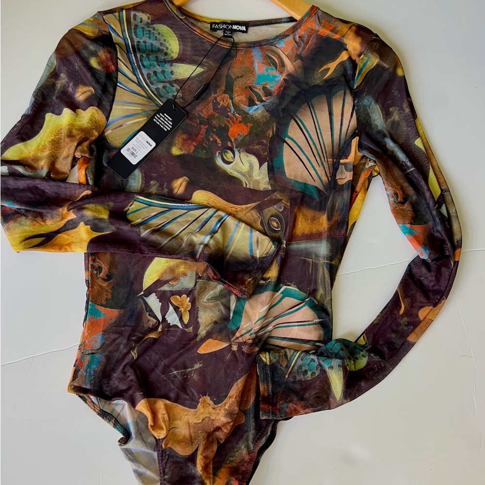 ACCIDENTALLY ORDERED TWO (FLORAL ONESIE FROM FASHION NOVA)
